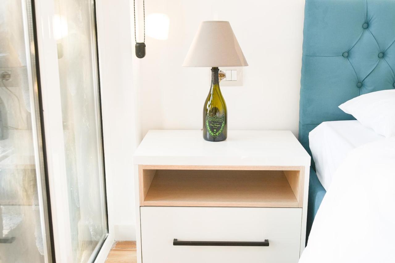 Center 3 - Way Apartment *